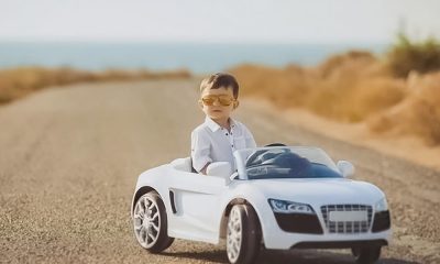 WHAT ELECTRIC CAR FOR CHILDREN TO BUY?